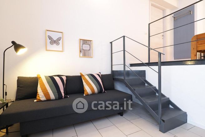 Loft in residenziale in Via Acerenza
