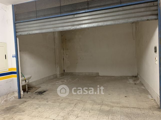 Garage/posto auto in residenziale in Via Ofanto 2