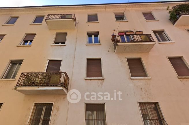 Appartamento in residenziale in Via Cardinale Maffi 6