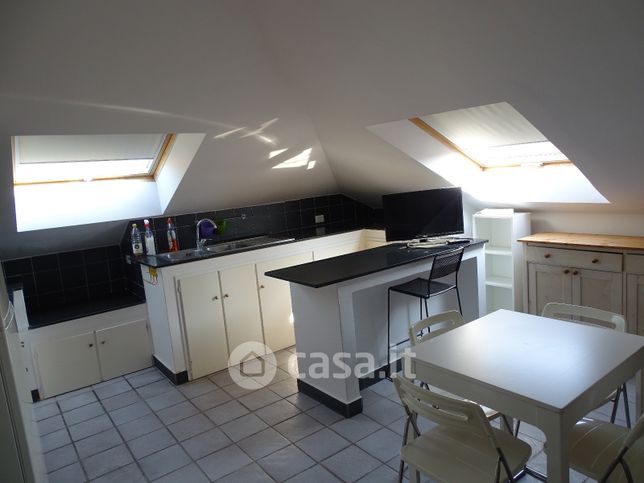 Attico/mansarda in residenziale in Via Privata Piani Romani 14