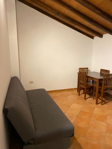 Appartamento in residenziale in Via Nosate 33