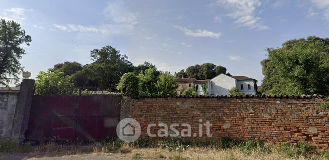 Terreno edificabile in residenziale in Via Dante Alighieri