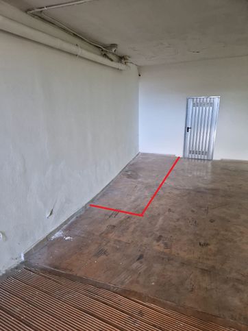 Box/posto auto in residenziale in Viale Marconi 10c