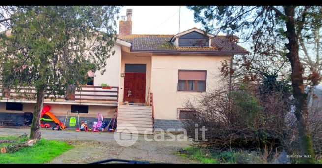 Appartamento in residenziale in Contrada Traversa 55