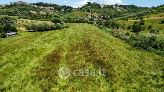 Terreno agricolo in commerciale in Via Fontapresso 10