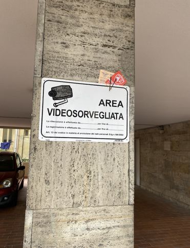 Garage/posto auto in residenziale in Lungarno Guadalongo 2