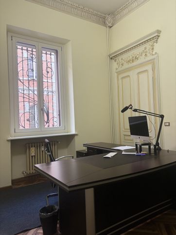 Ufficio in commerciale in Via Sagliano Micca 4