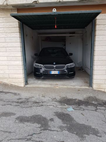 Garage/posto auto in residenziale in Via Bernardo Pizzorno