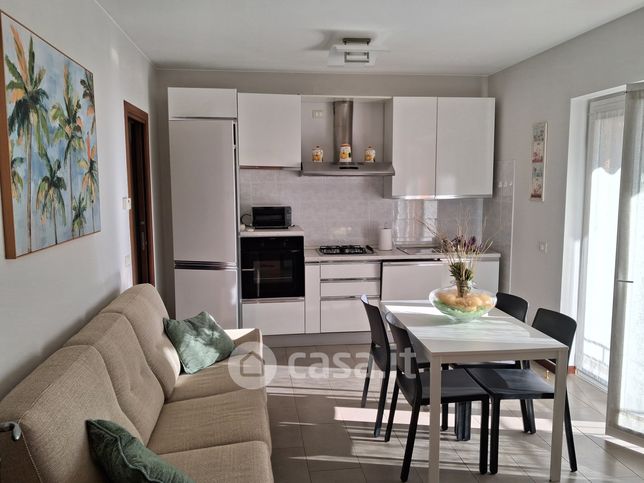 Appartamento in residenziale in Via Lazzarini 29
