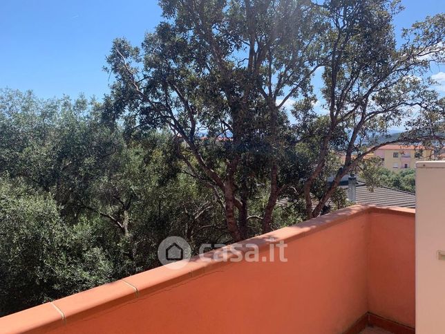 Casa indipendente in residenziale in Via Ugo la Malfa 7