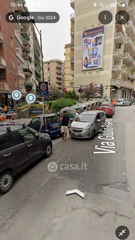 Negozio/locale commerciale in commerciale in Via Giulio Palermo 62