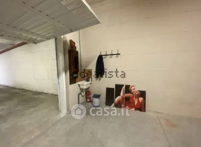 Garage/posto auto in residenziale in Via Cercepiccola 34