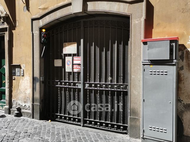 Box/posto auto in residenziale in Via in Arcione 112