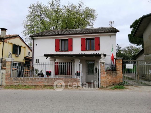 Casa indipendente in residenziale in Via Filippo Turati