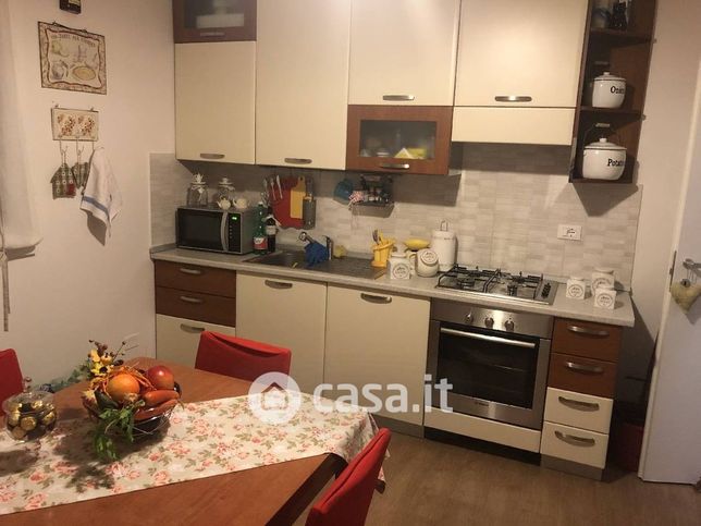 Appartamento in residenziale in Via Costituzione 12