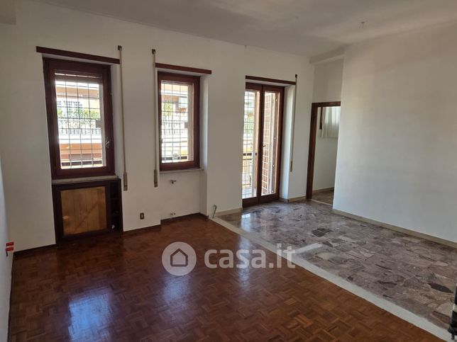 Appartamento in residenziale in Via Madesimo