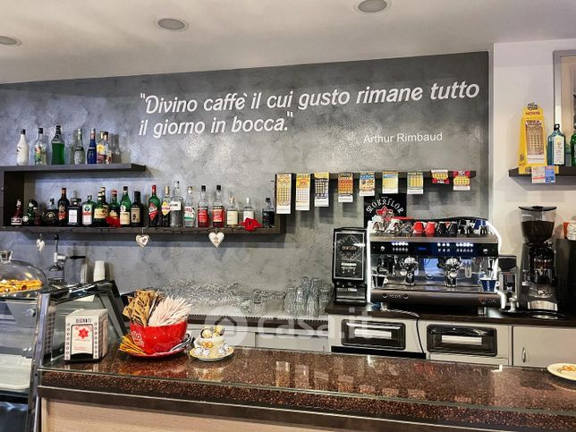 Attivitã /licenza (con o senza mura) in commerciale in Via Giuseppe Mazzini 12