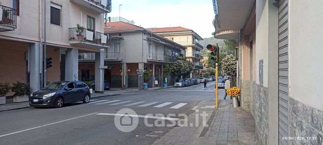 Ufficio in commerciale in Viale degli Aceri