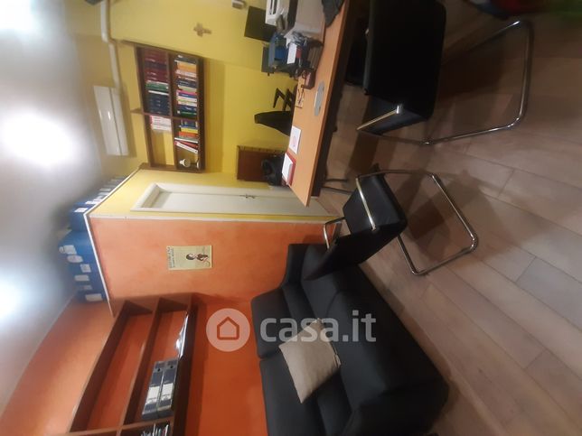 Negozio/locale commerciale in commerciale in Via Tor de' Schiavi 295