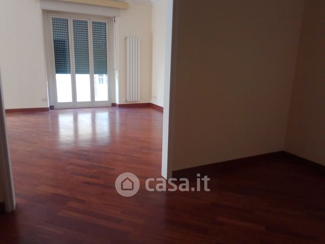 Appartamento in residenziale in Via Asiago 39