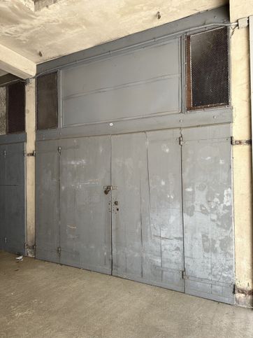 Box/posto auto in residenziale in Via Mazzini 96