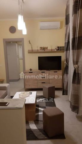 Appartamento in residenziale in Via Manara Negrone 10