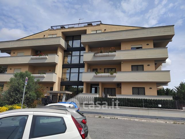 Appartamento in residenziale in Via Morsasco 82