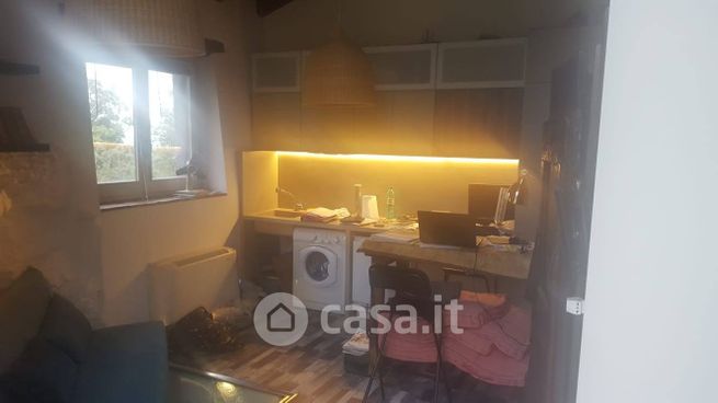 Appartamento in residenziale in strada cassia cimina km 3