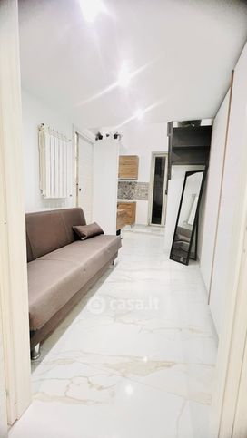 Casa indipendente in residenziale in Strettola San Anna alle Paludi 12