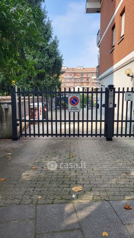 Box/posto auto in residenziale in Viale Partigiani D'Italia 93