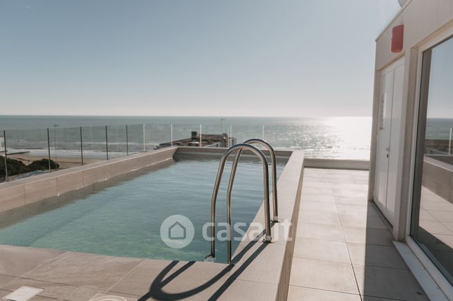 Attico/mansarda in residenziale in Via Andrea Bafile 9Â° Accesso al Mare 9