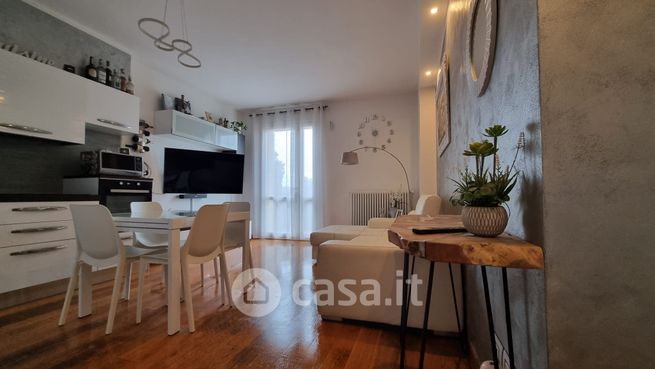 Appartamento in residenziale in Via Banzola 125