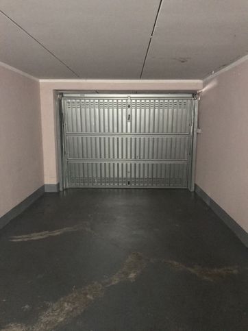 Garage/posto auto in residenziale in Via San Agostino 1