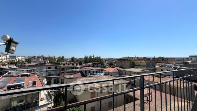 Appartamento in residenziale in Via Firenze 35