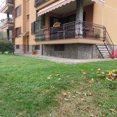 Appartamento in residenziale in Via Pearda 4