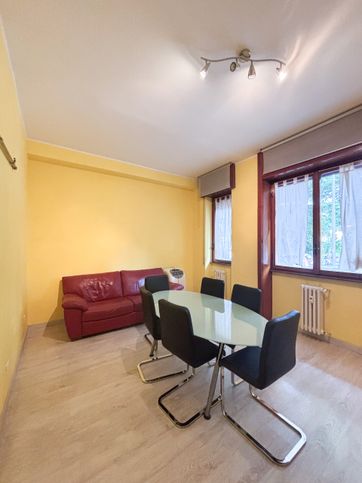 Ufficio in commerciale in Via Cola di Rienzo 12