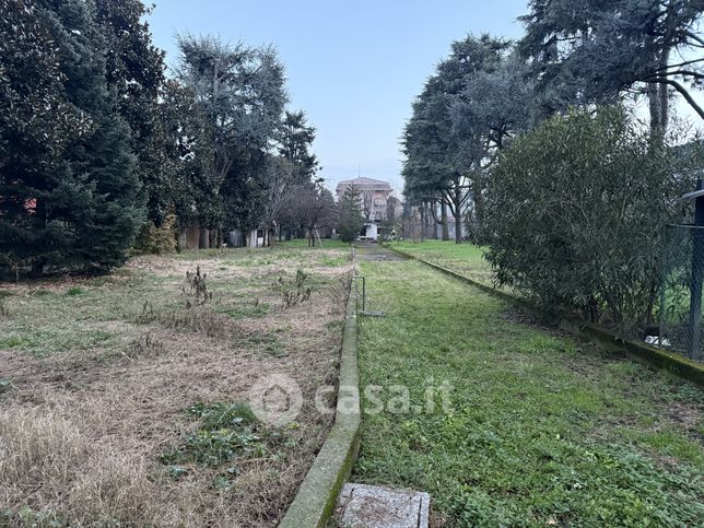 Terreno edificabile in residenziale in Via Monfalcone