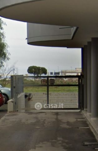 Box/posto auto in residenziale in Via Giovanni Falcone