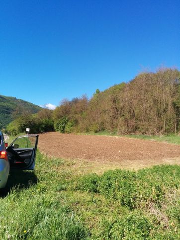 Terreno agricolo in commerciale in Strada Provinciale 84