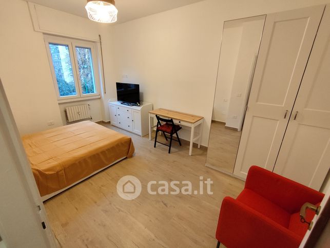 Appartamento in residenziale in Via Filippo Tajani 3