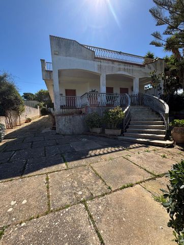 Villa in residenziale in Contrada Santa Venera