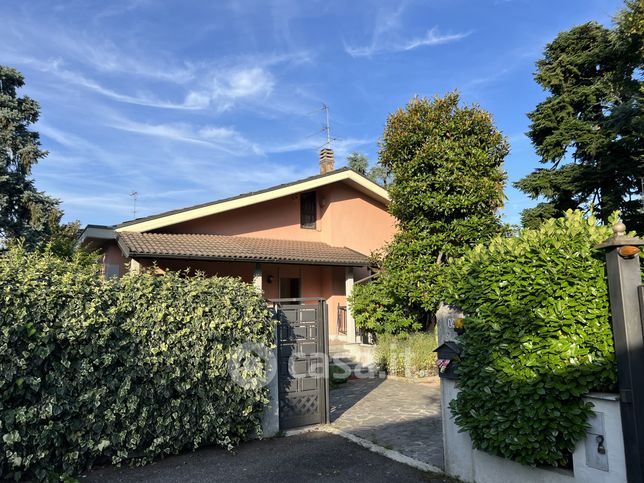 Villa in residenziale in Via Piave