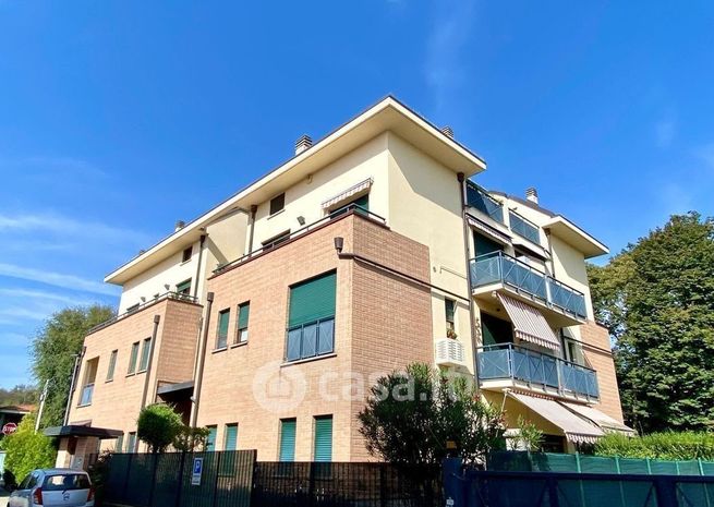 Appartamento in residenziale in Via per Cabiate