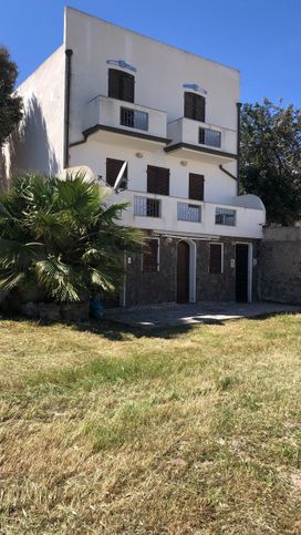 Appartamento in residenziale in Via Strada Vecchia 63