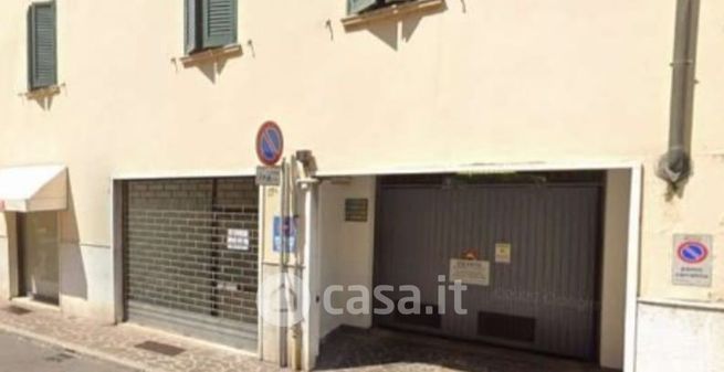 Garage/posto auto in residenziale in Via Giovanni Acerbi