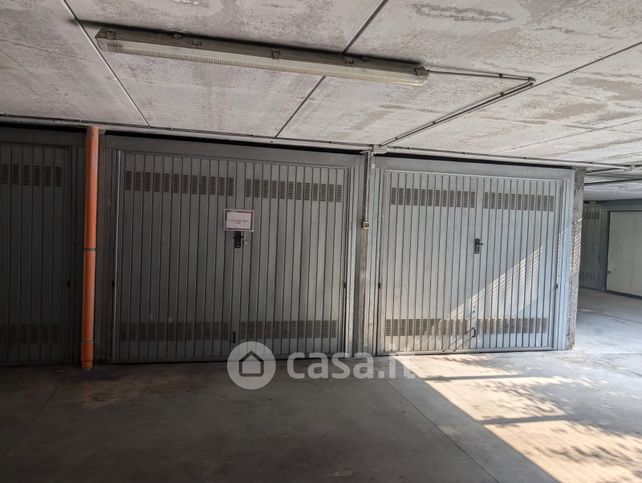 Garage/posto auto in residenziale in Via Timavo