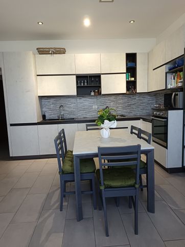 Appartamento in residenziale in Via San Sisinio 2