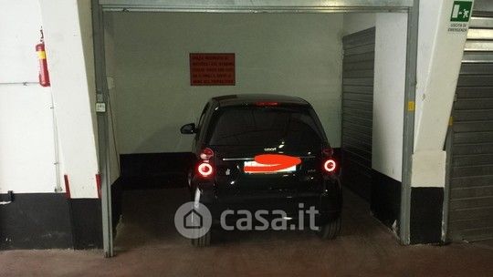 Garage/posto auto in residenziale in Via Giuseppe Belluzzo 43