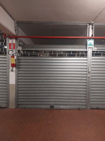 Garage/posto auto in residenziale in Via Pietro Della Valle