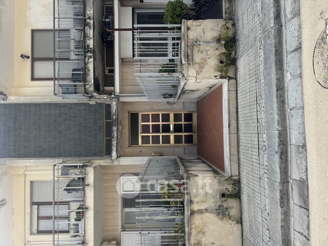 Appartamento in residenziale in Via Marco Valerio 9